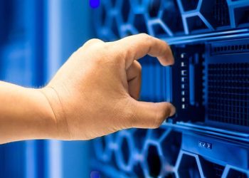 Sanal Sunucuların Geleceği: Bulut Teknolojisinin Dönüşüm Süreci